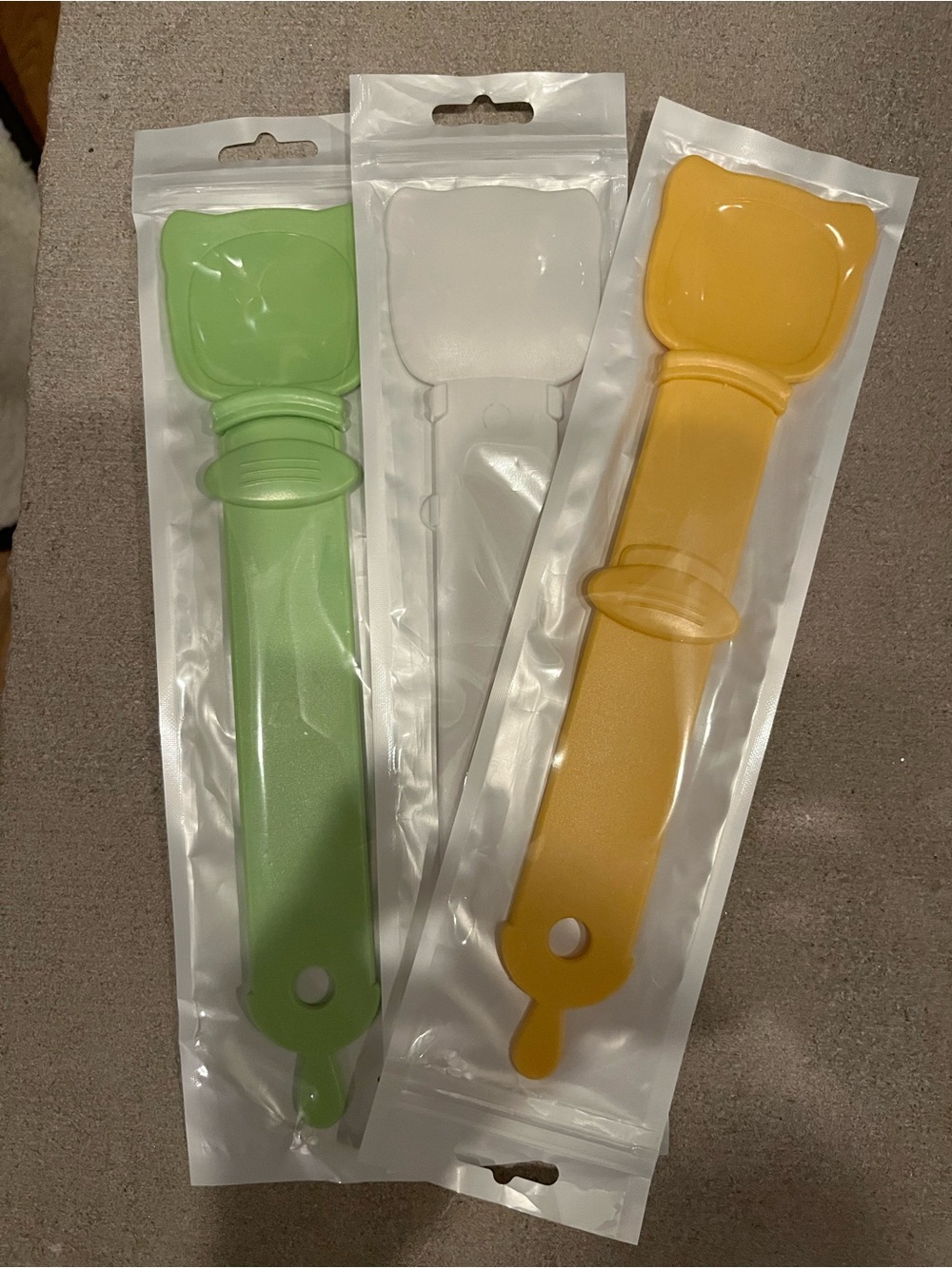 Cat Food Spoon with Bar Squeeze for Wet Snack- Set of 3